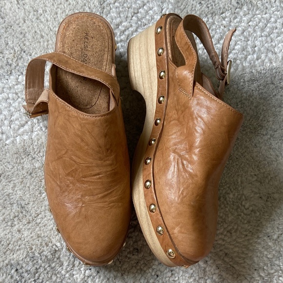 NOT FOR SALE Kelsi Dagger Warehouse Slingback Wooden Clog - Picture 4 of 11